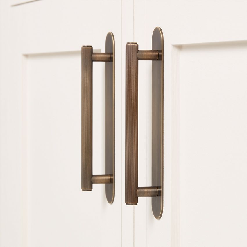 Avenue_AB_Cabinet Handle.jpg